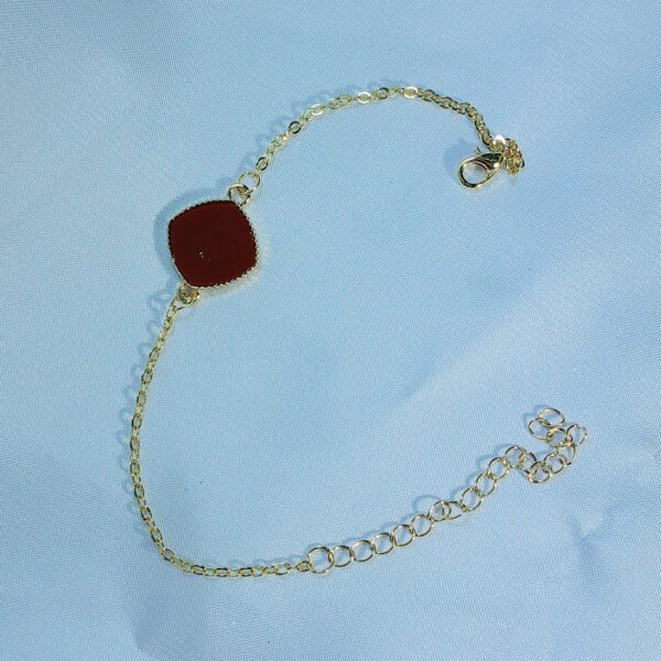 Golden Red Set - lifestyle