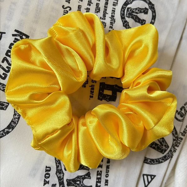 Yellow Silk scrunchies - Lifestyle - Luxore