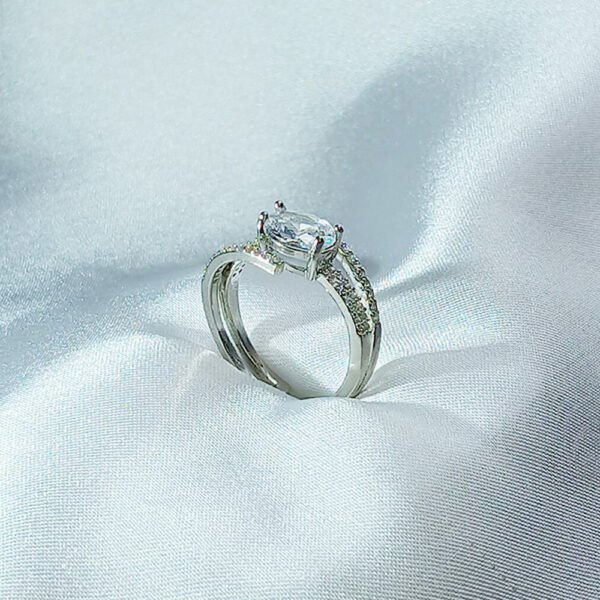 silver color white ring - luxore - rings - lifestyle - 2